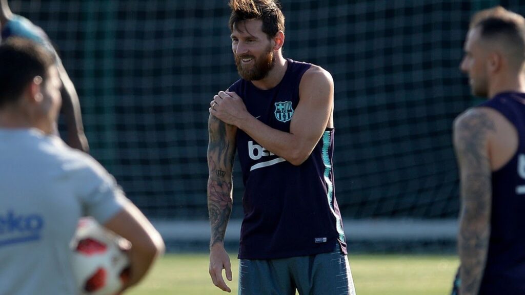 FC Barcelone - Lionel Messi a repris l'entraînement [HD