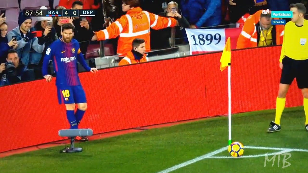 Lionel Messi ● 33 Unexpected & Smart Set Pieces ► Clever