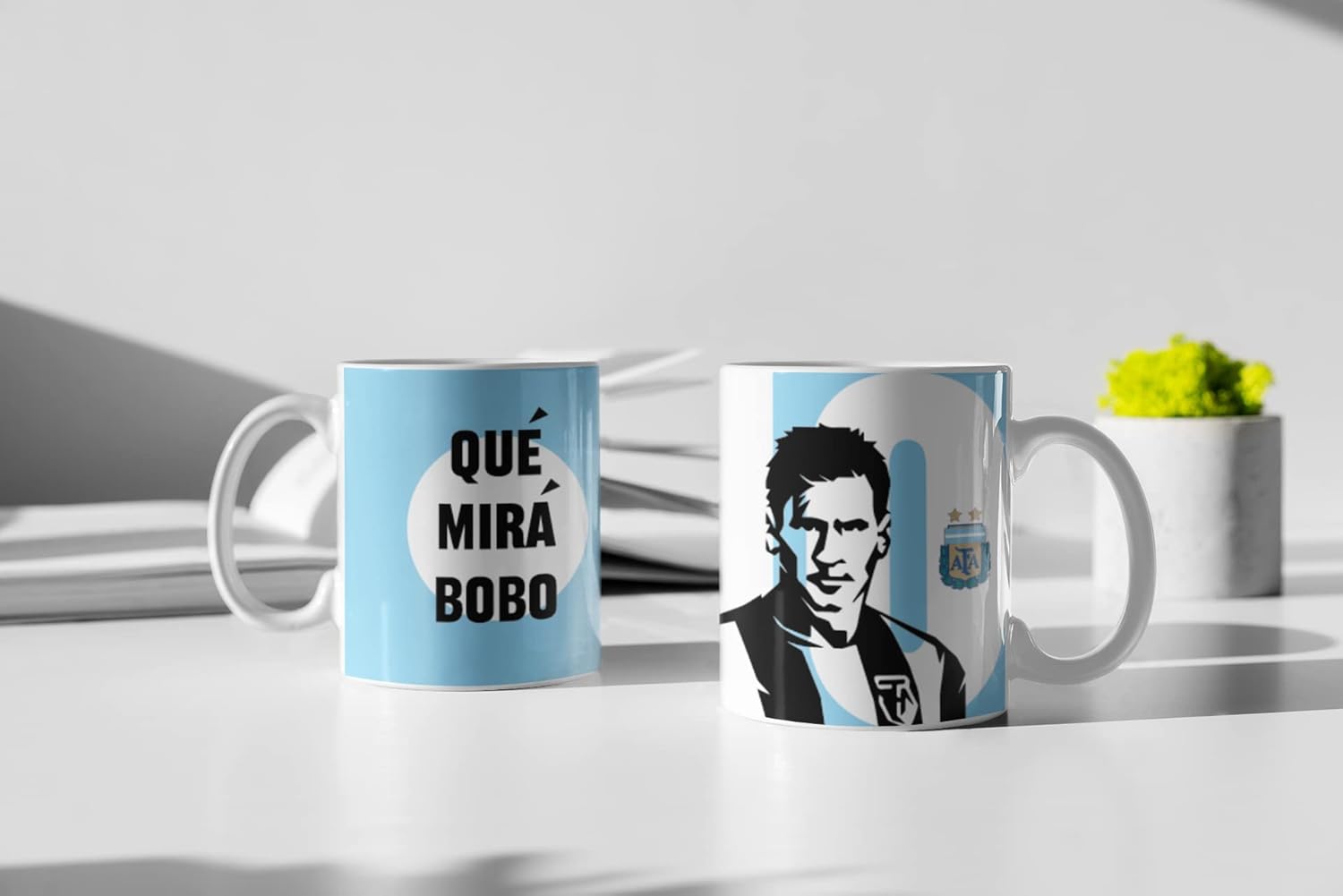 clapper mug messi que regarder bobo numéro 10