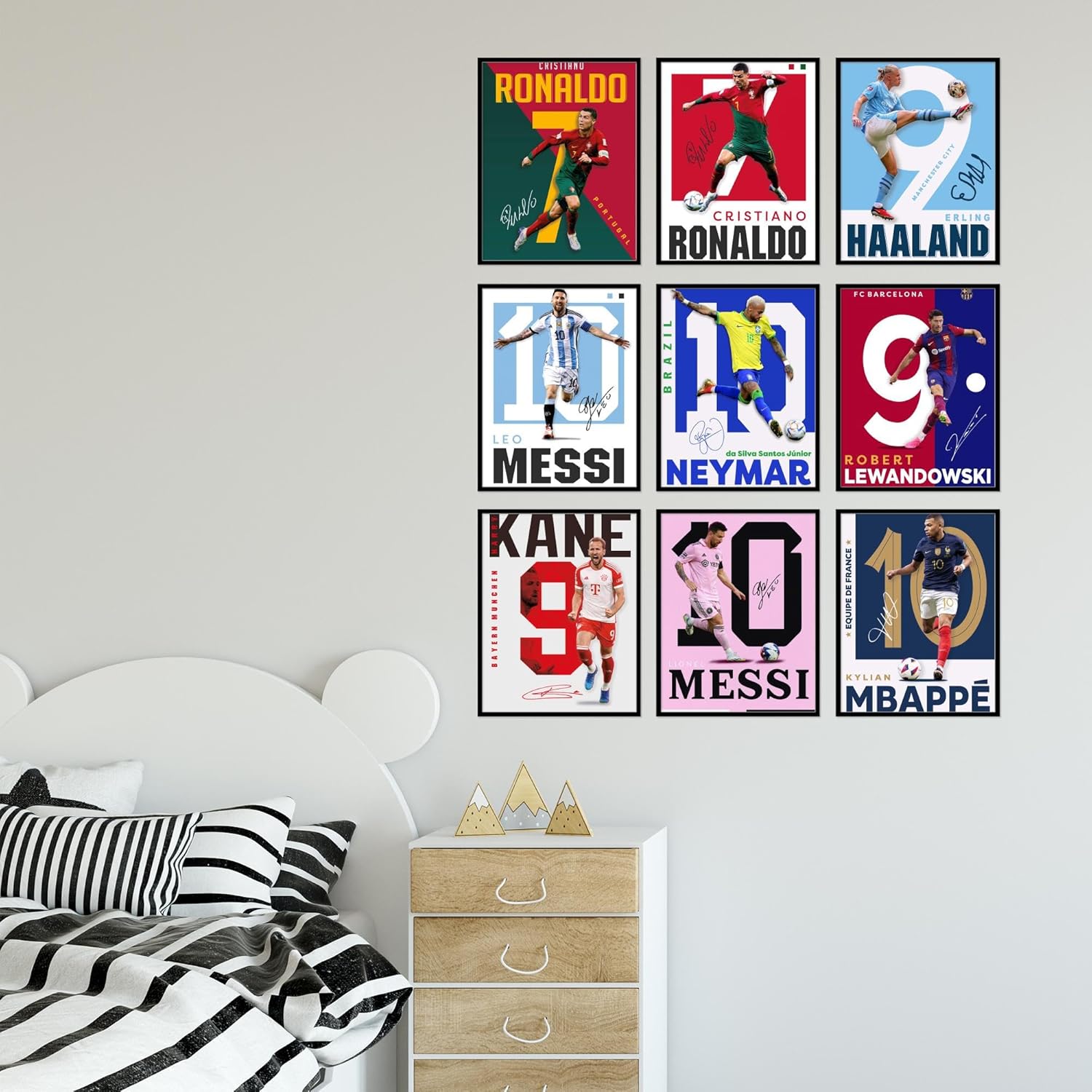 bigwig prints lot de 9 affiches de football pour chambre de garçon, affiches messi et ronaldo, affiches messi pour chambre de garçon, décoration murale de football, affiches ronaldo – sans cadre (8 x 10)