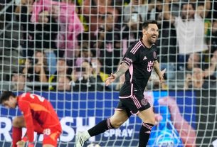 77022359007 crew 1002 miami ac 029.jpg