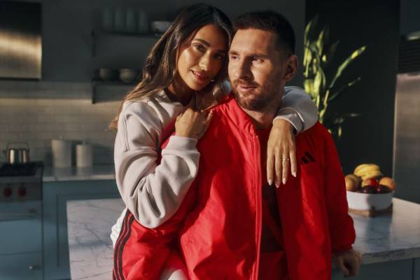 lionel messi antonella roccuzo 04d1819c76fa62790bfcf0ad7b87432d 600x400.jpg