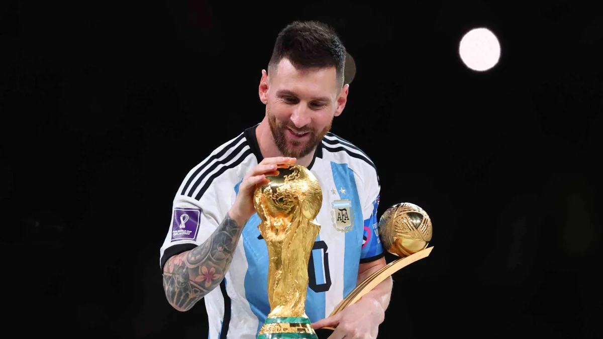web 230613 lionel messi world cup trophy.webp