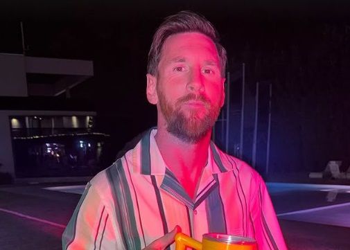 905900.jpg