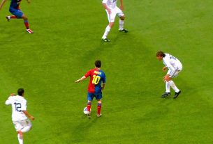 cf , am , lw , rw ► le jour où lionel messi a perfectionné le football pour toujours ! [hd]