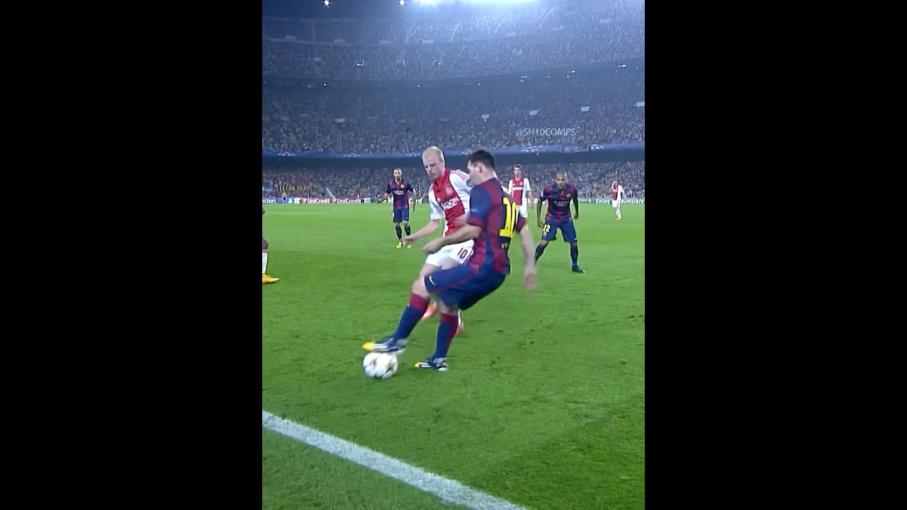 Messi vs Open Legs ☠️