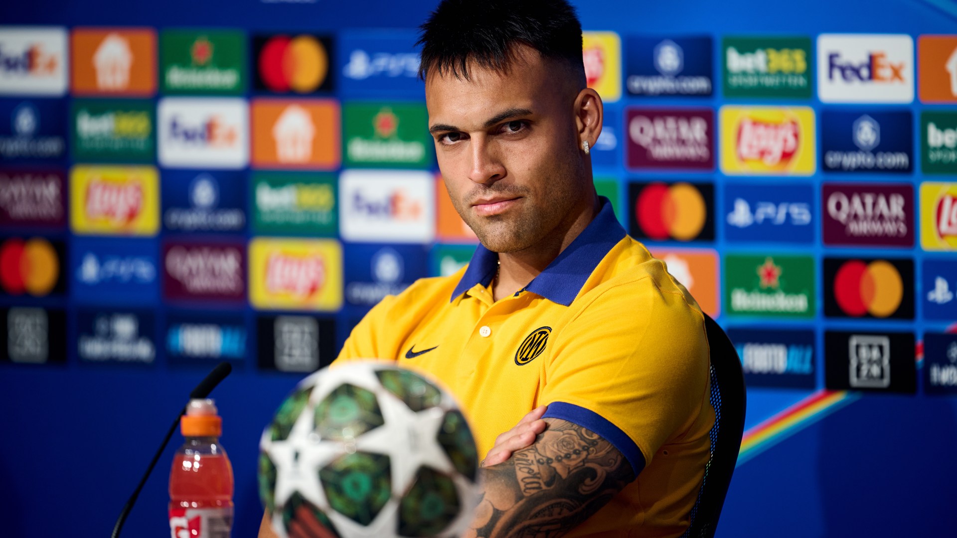 lautaro martinez fc internazionale speaks 999298190.jpg