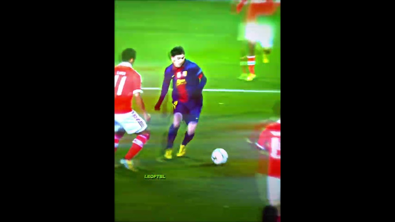 Messi vs 9 ð¥