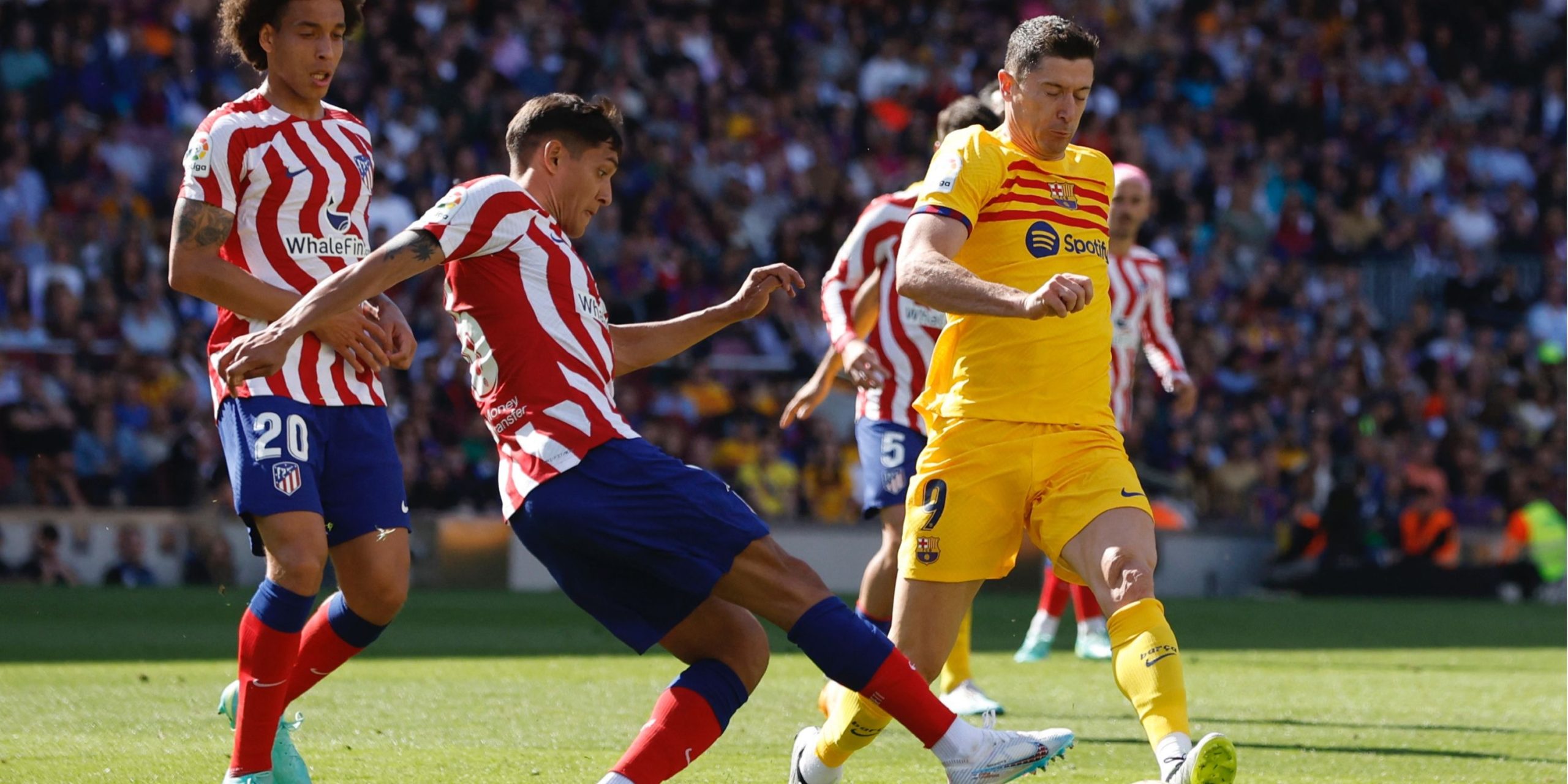 nahuel molina atletico madrid.jpg