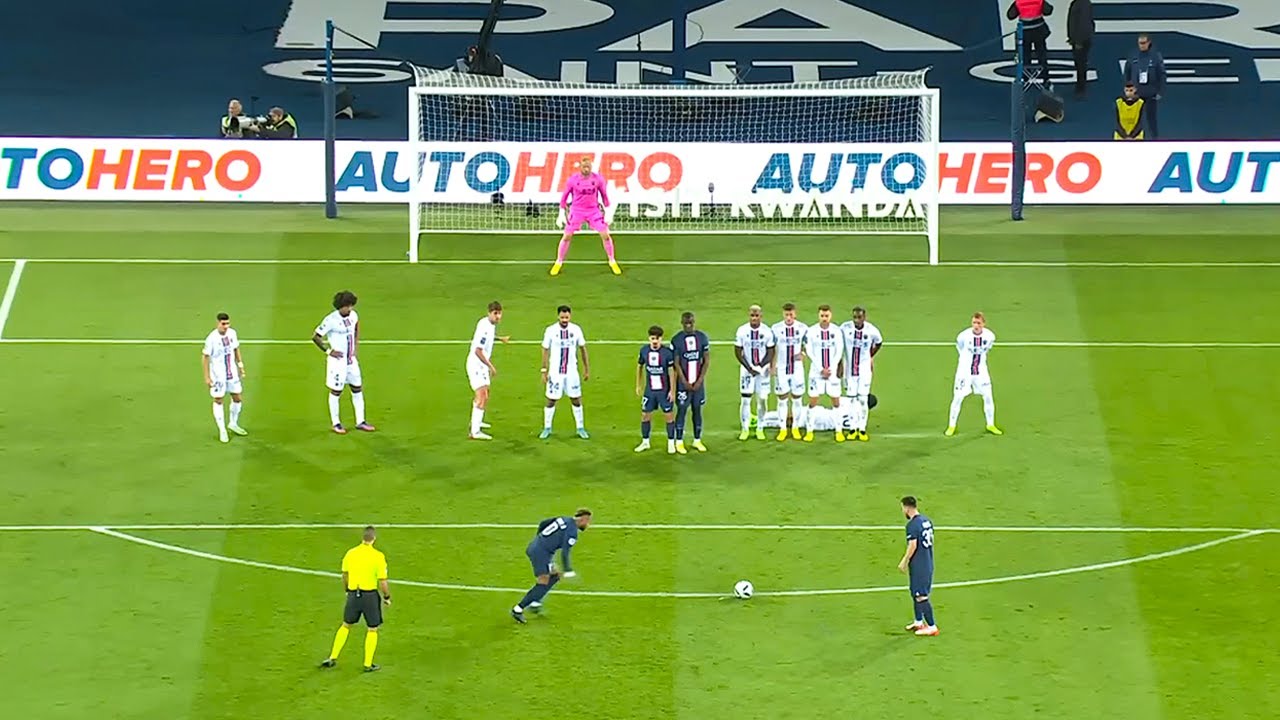 Top 30 des objectifs de coup franc plus impressionnants de Lionel Messi