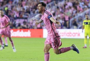 lionel messi 2324 gol.jpg