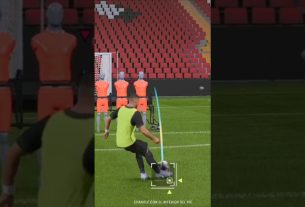 Mbappé VS Leo Messi ð±ð± #shorts #viral #fc25 #fifa #futbol #memes #modocarrera #mexico #gaming