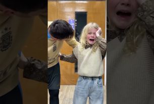 Leo Messi a accompli Dionisio le fils de Flavio Mendoza ð #leomessi #messi #Lionelmessi