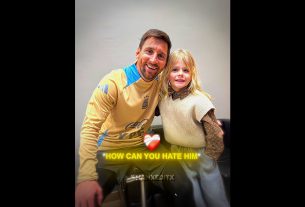 Messi made her day ð¥º❤ || #messi #leomessi #footballshorts #shortvideo #argentina #goat #soccerplayer