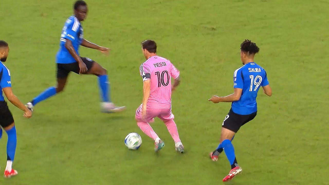 Vous devez voir les 50 derniers dribbles de Lionel Messi