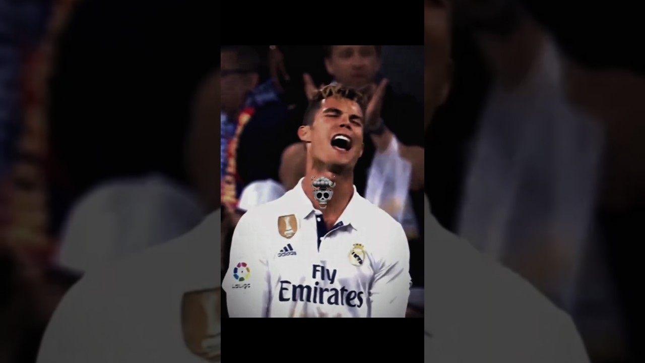 Leo Messi choque tout le monde avec ses compétences ð± | Les adversaires ne peuvent pas le croire #shorts