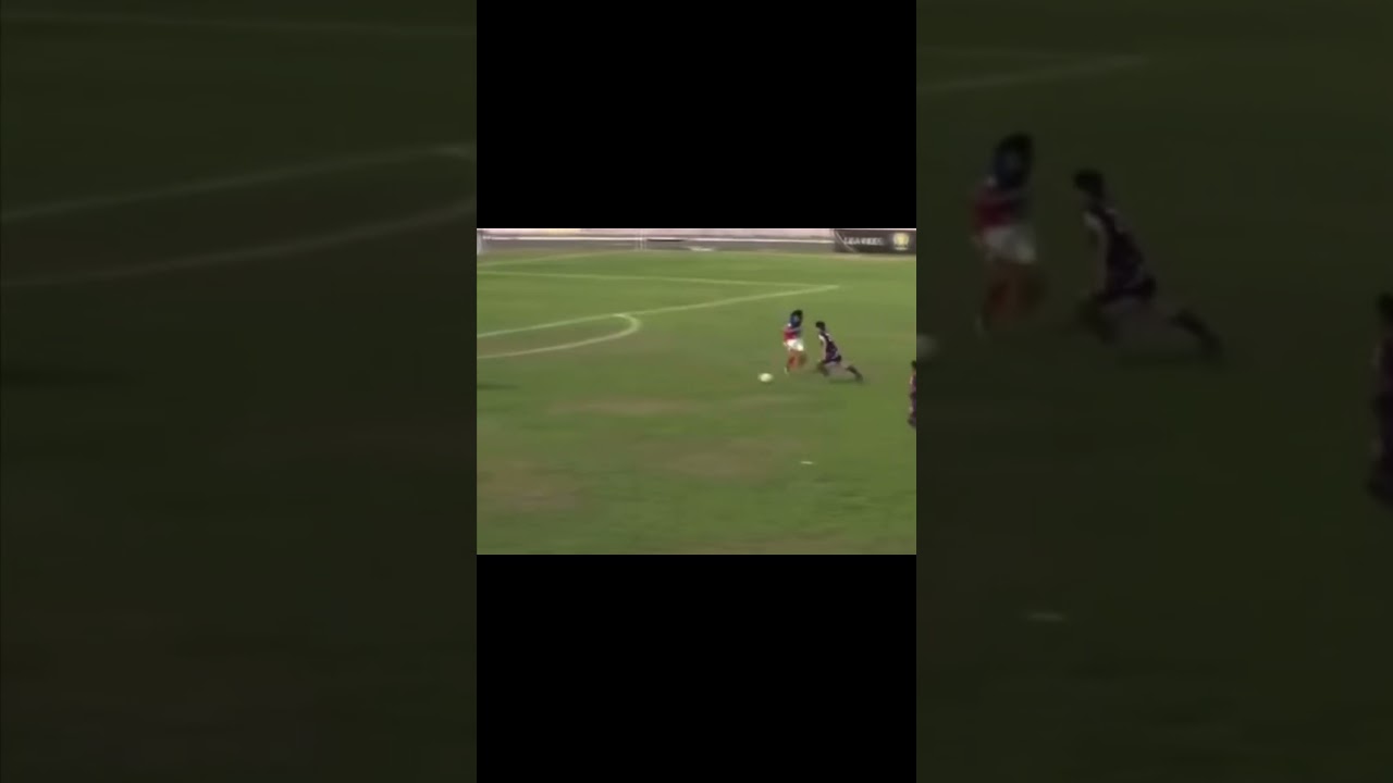 No es Leo Messi, es LEONARDO Menjivar, el joven que revolucionó el fútbol nacional.