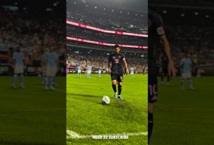 Lionel Messi tire un coup franc aujourd'hui ð¤¯ð¥