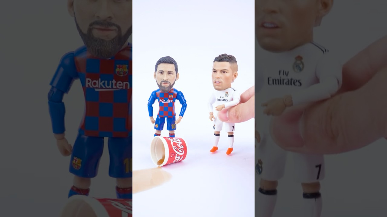 Satisfait du déballage Commentaires Vidéos de Ronaldo Jr et Leo Messi Toys