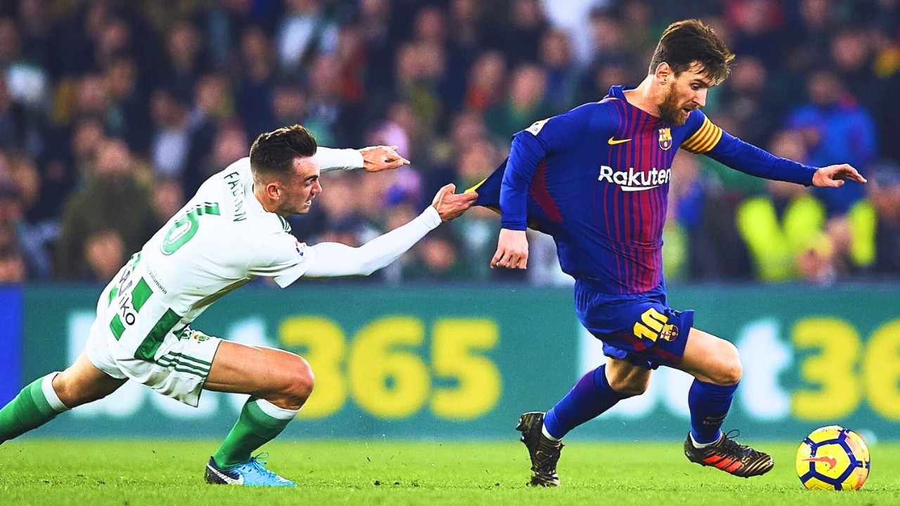 Lionel Messi - Feintes corporelles magiques