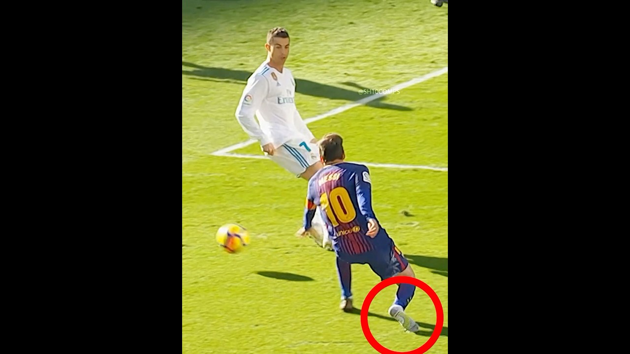 Messi vs Ronaldo without shoes ð