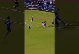 ⚽️ Compétences de dribble de Lionel Messi ð Leo Messi à lui seul a 