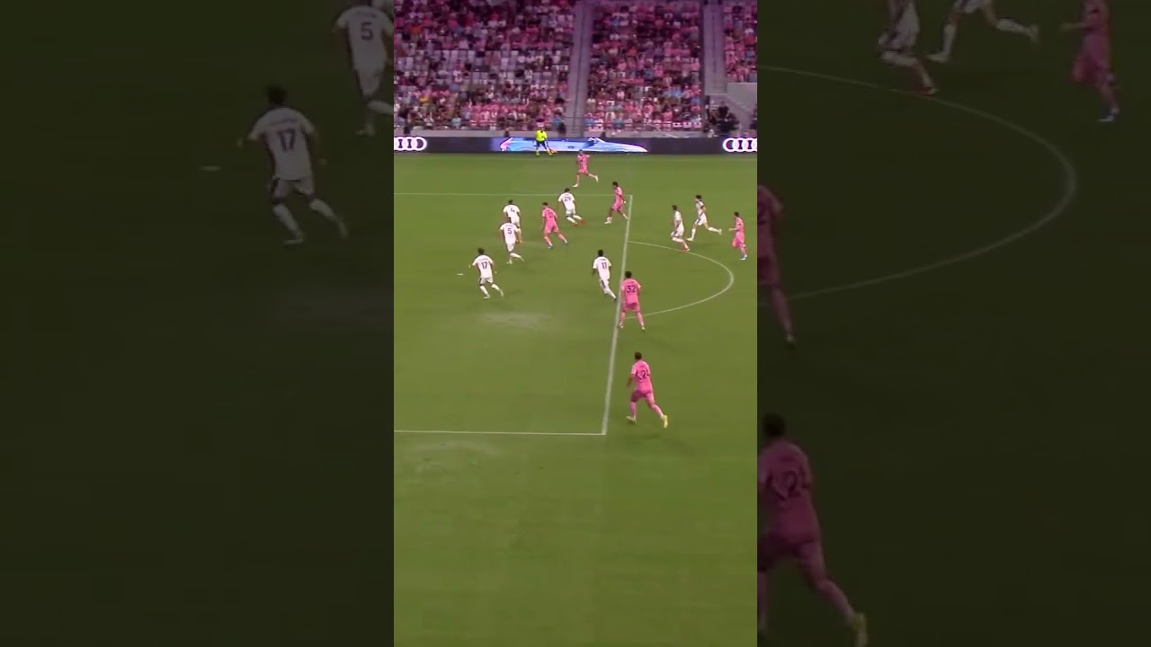 LE PREMIER OBJECTIF. ð Lionel Messi a fait ses débuts en tant que buteur dans le nouveau stade de l'Inter Miami. #MLSenFOX