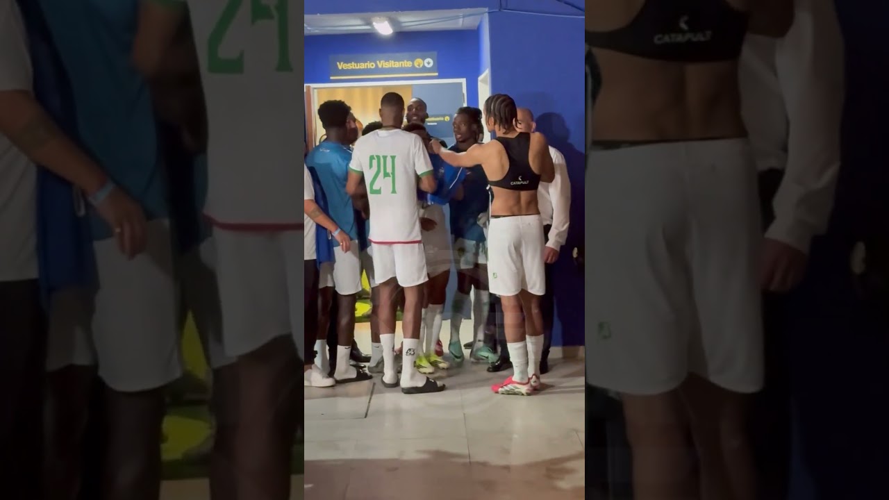 Les joueurs mauritaniens se disputaient les maillots argentins ð± #leomessi #messi #mauritania