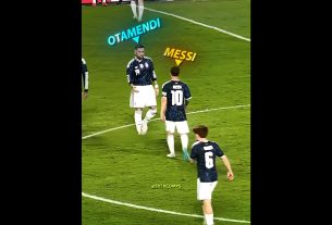 Messi Surprised Otamendi ❤️ð¤
