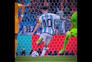 Son Le drôle de but planti Leo Messi ð¤£ð¤£ð¤£ð¤