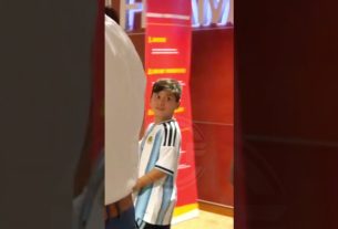 Antonela Roccuzzo était tentée de rire ð #antonelaroccuzzo #leomessi #messi #mundial #argentina