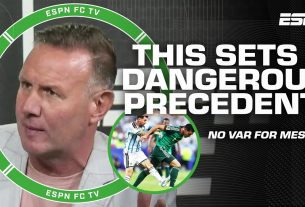 Craig Burley conteste le fait que Lionel Messi ĂVITE LE CARTON ROUGE contre l'AlgĂ©rie ð | ESPN FC