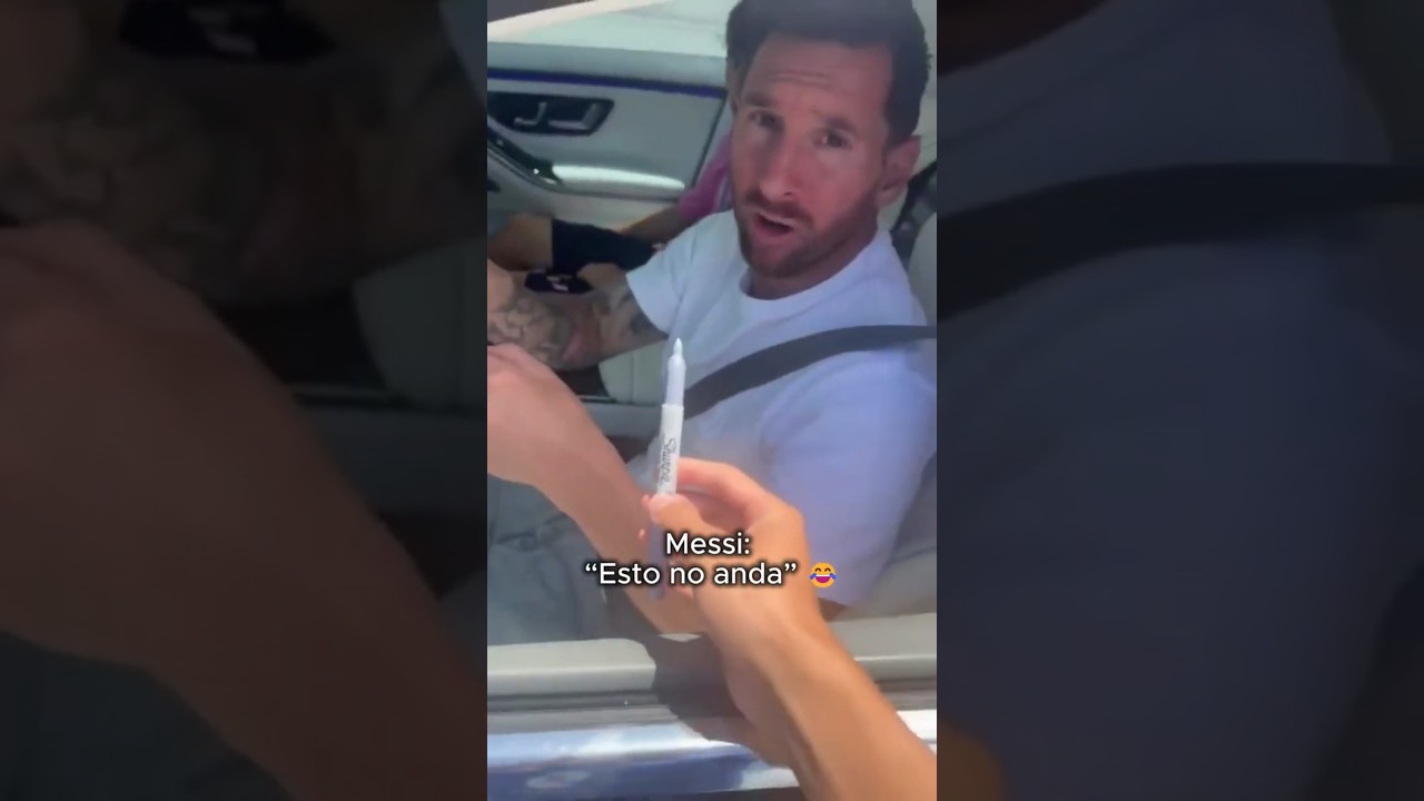 Le moment amusant où Messi signe des autographes ð