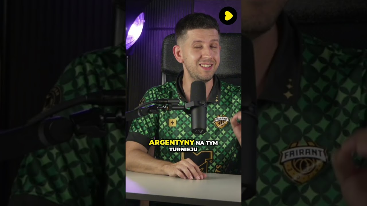 LEO MESSI S'ENFUE DE RONALDO ð
